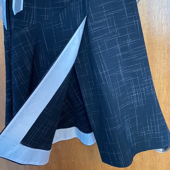 Black Le Chateau skirt 9-10 - Picture 3 of 4